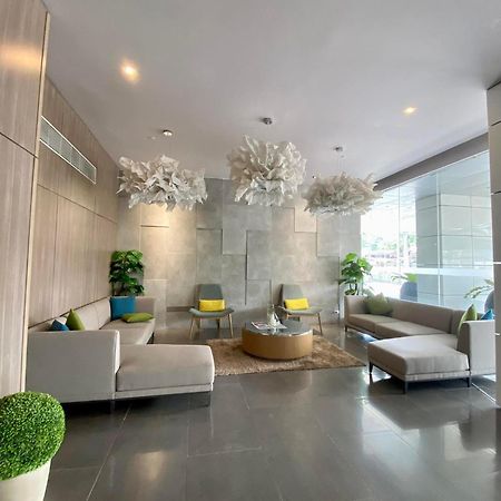 Aeon Towers Executive Suite 2Br 18Th Floor Davao City Kültér fotó