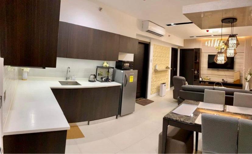 Aeon Towers Executive Suite 2Br 18Th Floor Davao City Kültér fotó